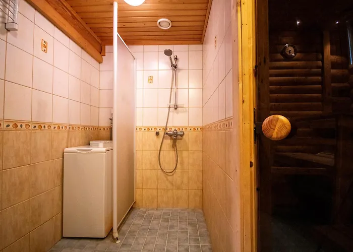 Tahkon Hovimaeenraitti 5b Villa